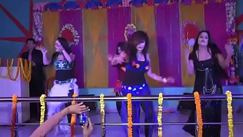 4101 bhojpuri hot stage dance Video